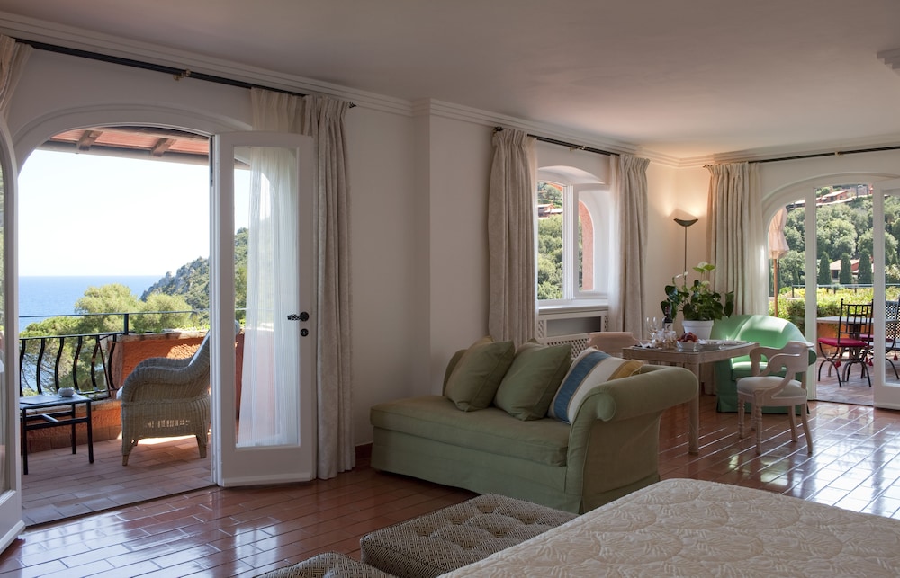 Hotel Il Pellicano 56/83