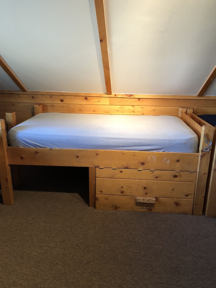Estes Park Adventure Hostel 14/26