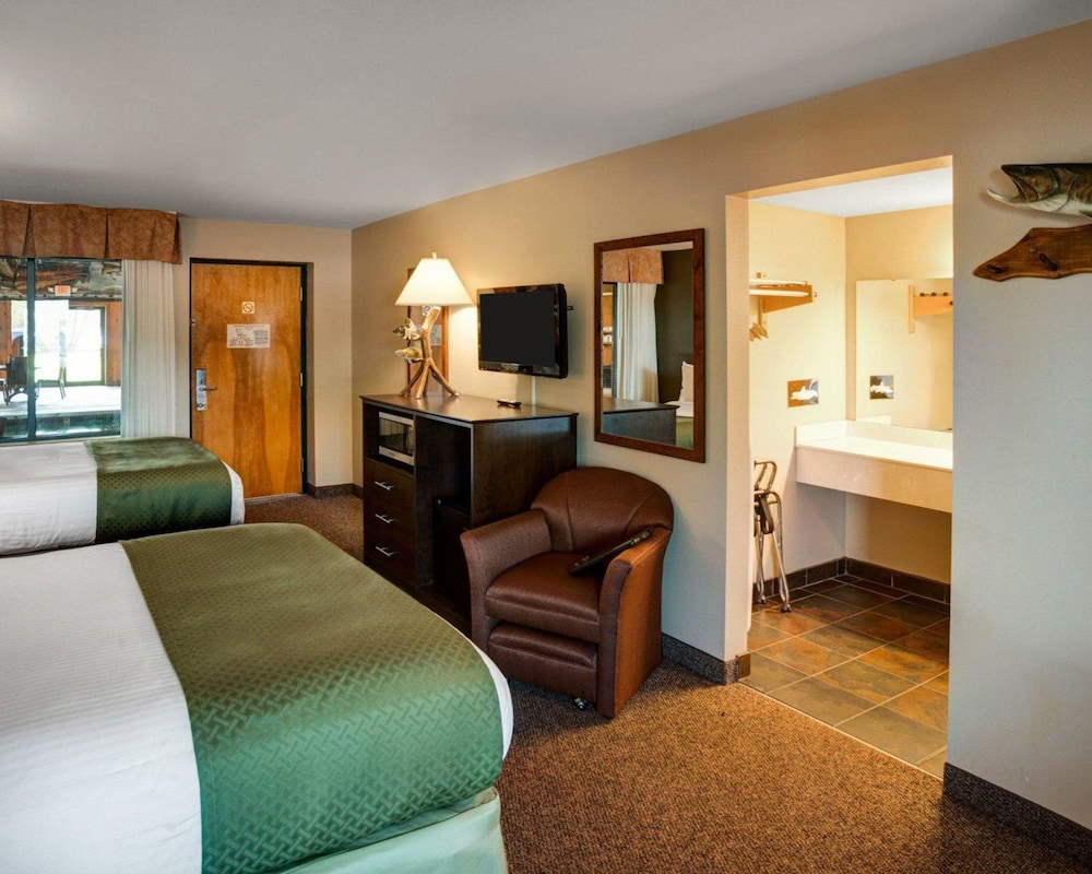 Quality Inn Ashland Lake Superior 16/49