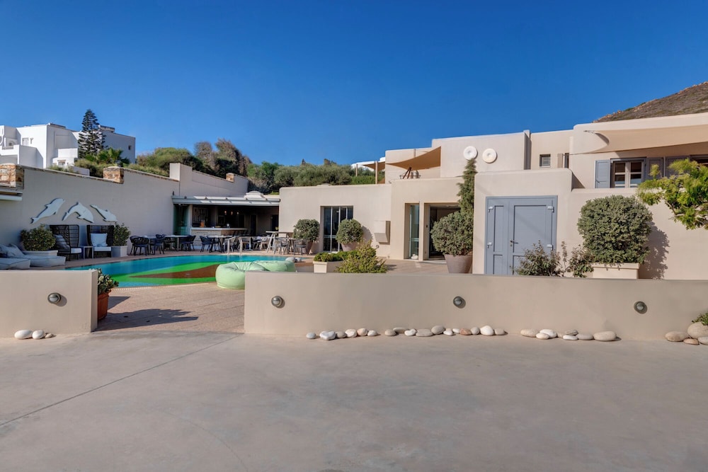 Kouros Art Hotel - Adults Only 64/72