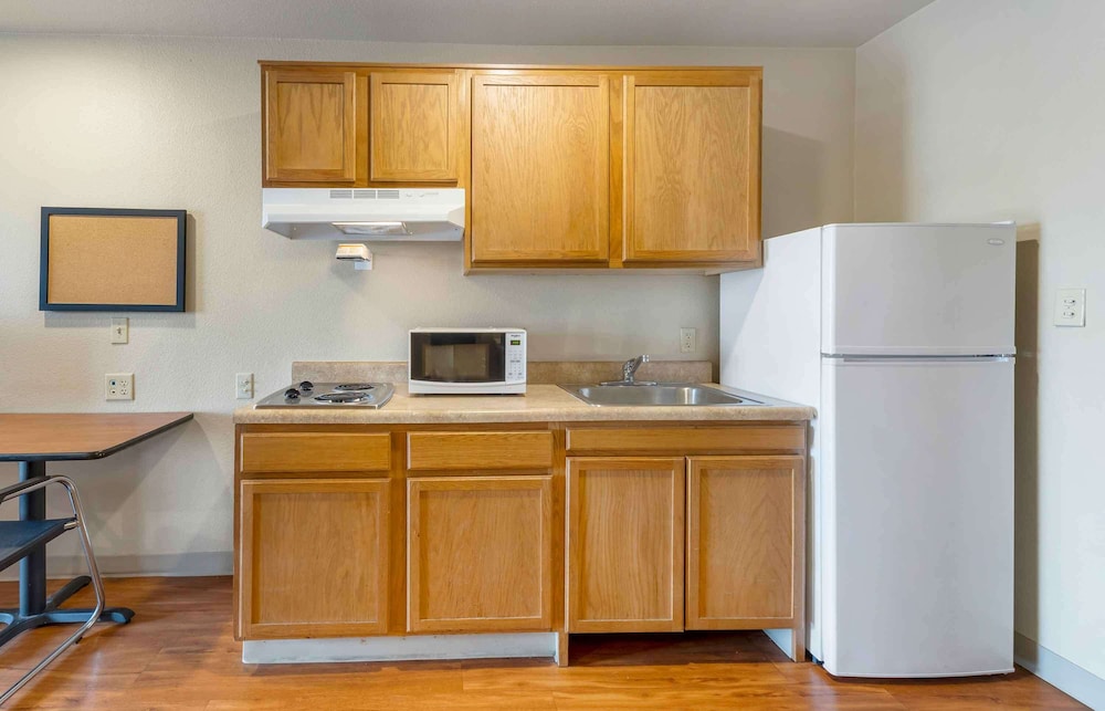 Studio 6 Extended Stay Oklahoma City Norman OK 39/49