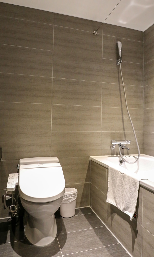Wonstar Hotel Zhong Hua 33/66