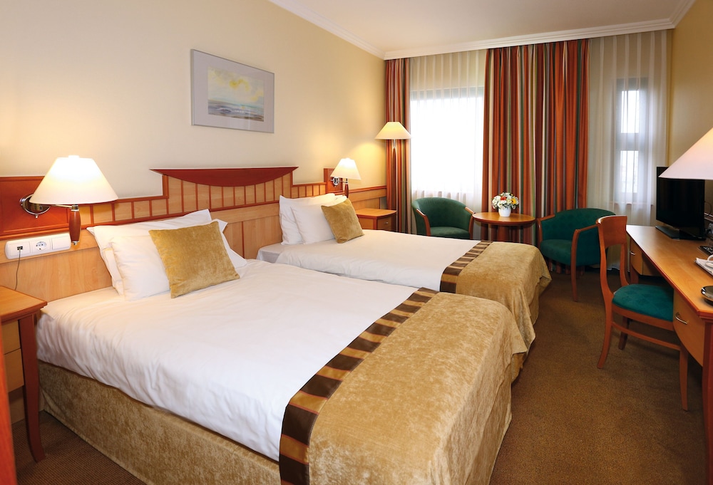 Danubius Hotel Helia 15/54