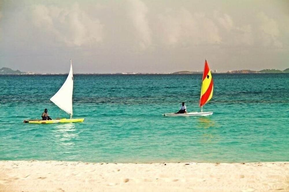 Anguilla Great House Beach Resort 5/33