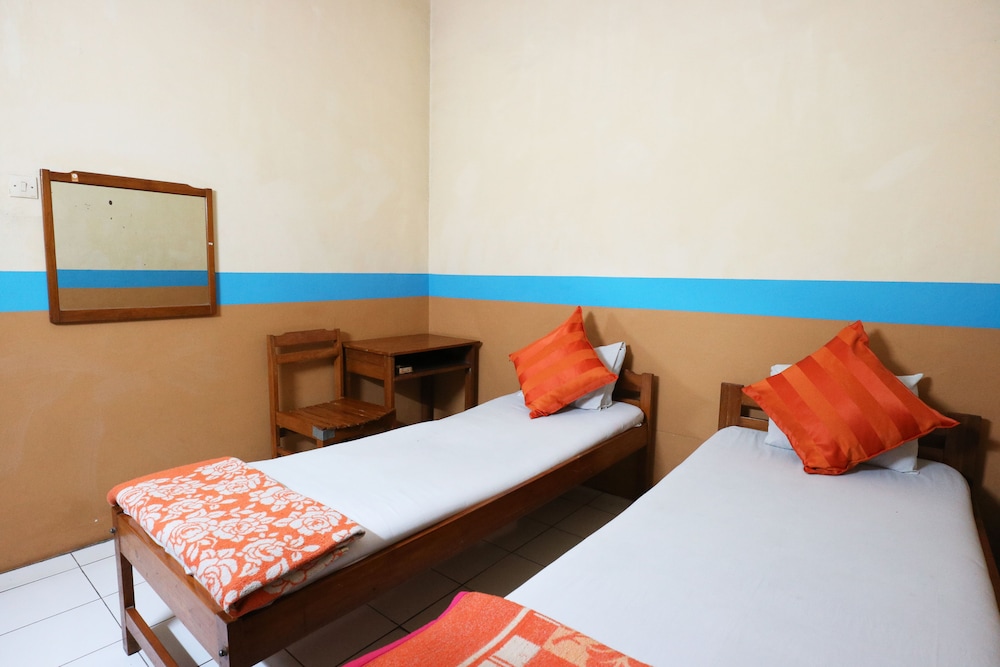 Hotel Wisata by ZUZU 13/50