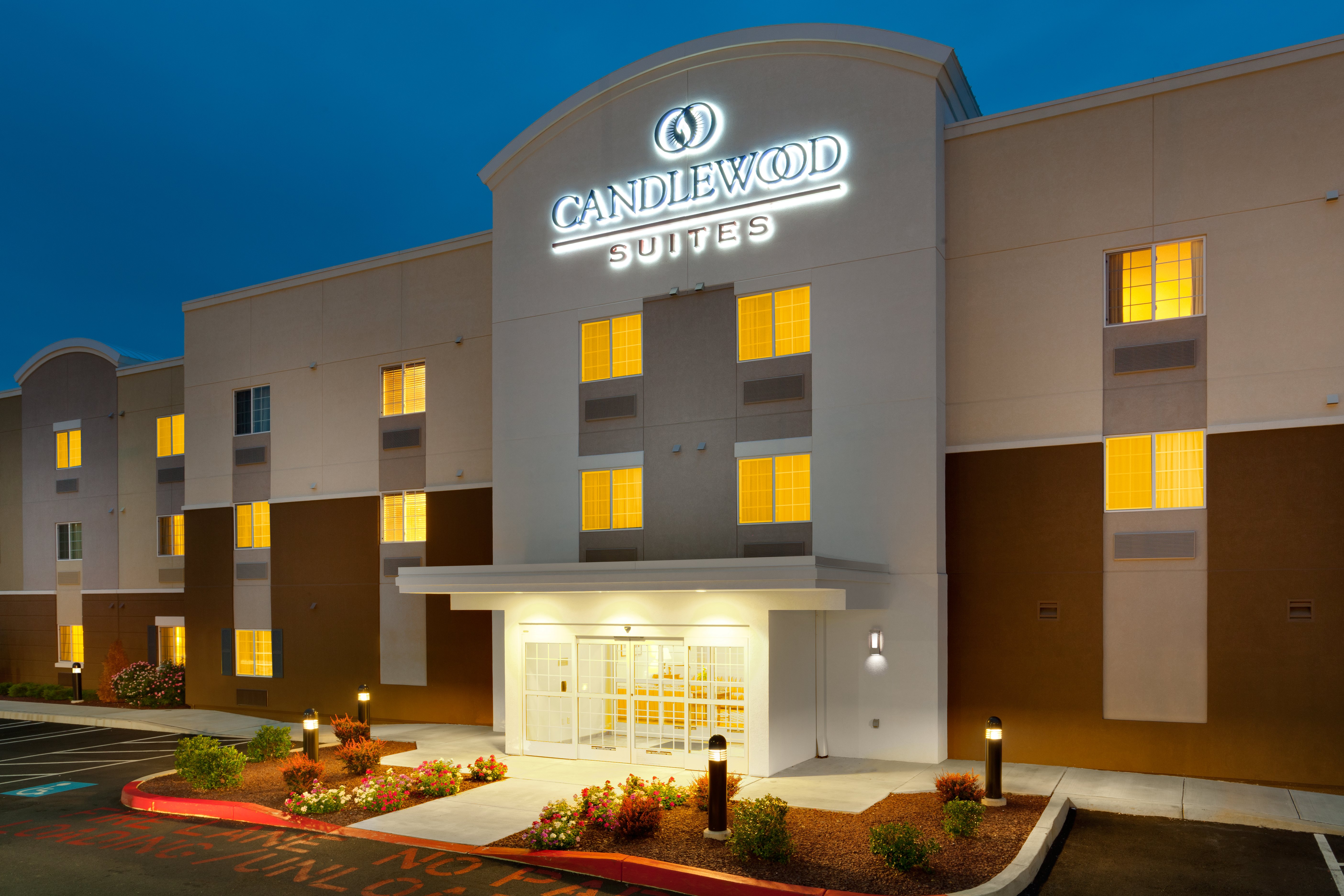 CANDLEWOOD SUITES HARRISBURG 2/76