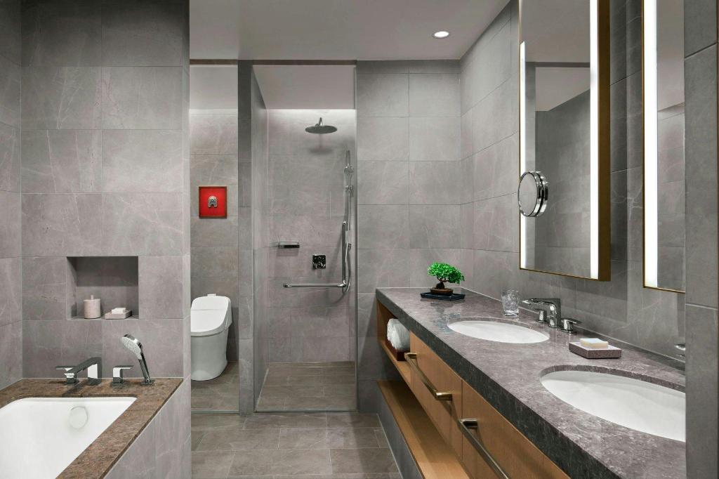 Griffin, Junior Suite, King Bed, City View, Executive Lounge Access, Corner، JW Marriott Hotel Nara 5/6