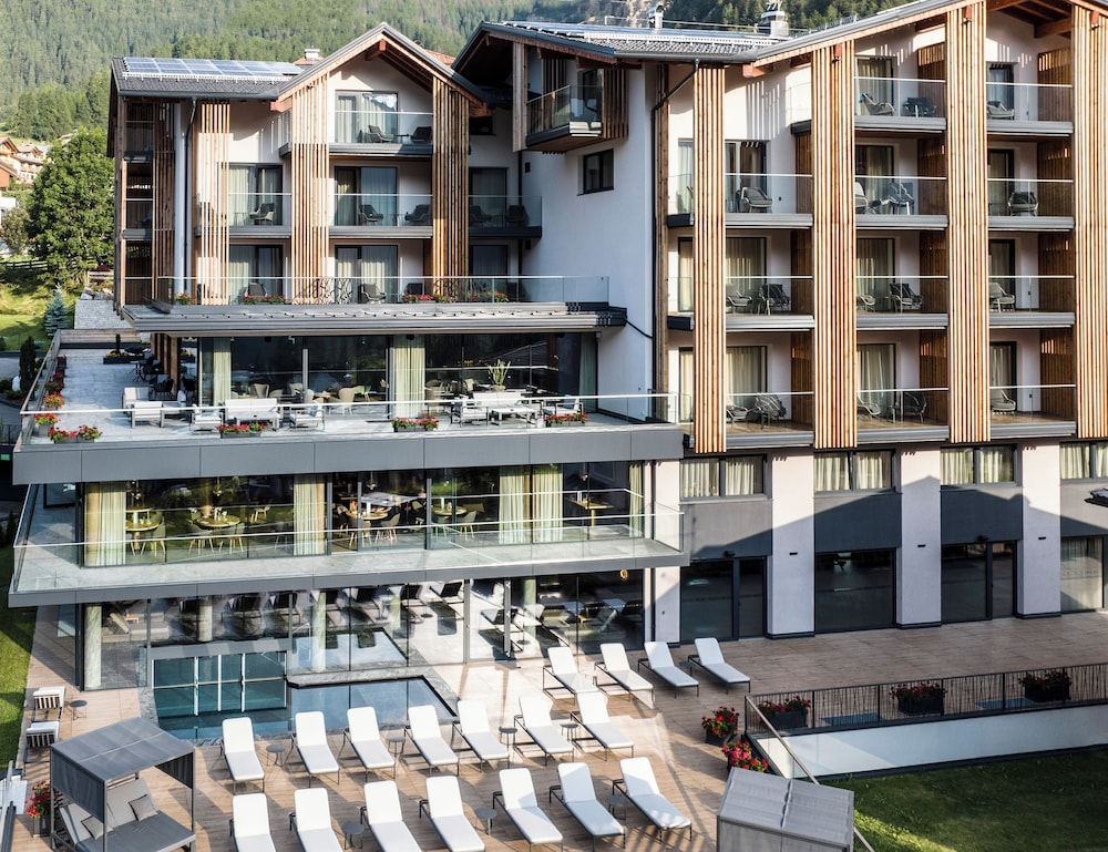 Hotel Ciampedie 6/52