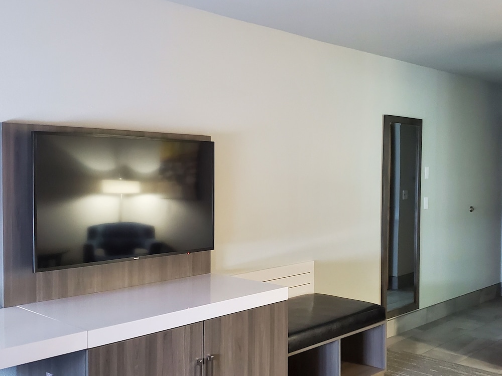 Best Western Plus Renton Inn 10/37