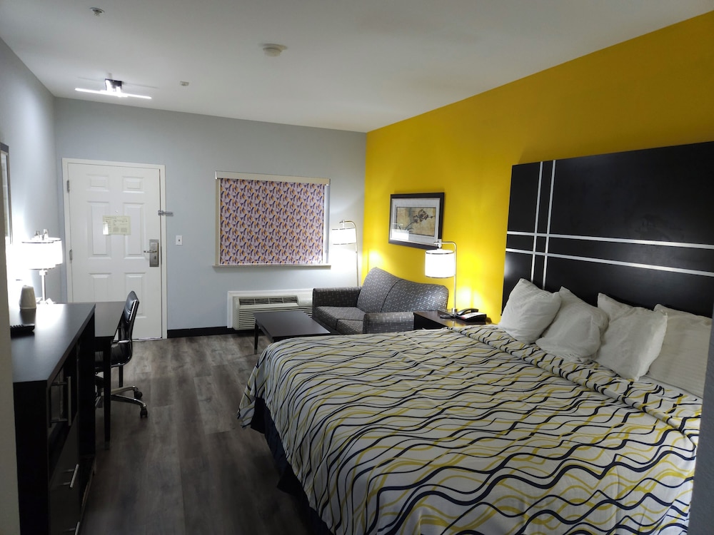 STANDARD, KING BED