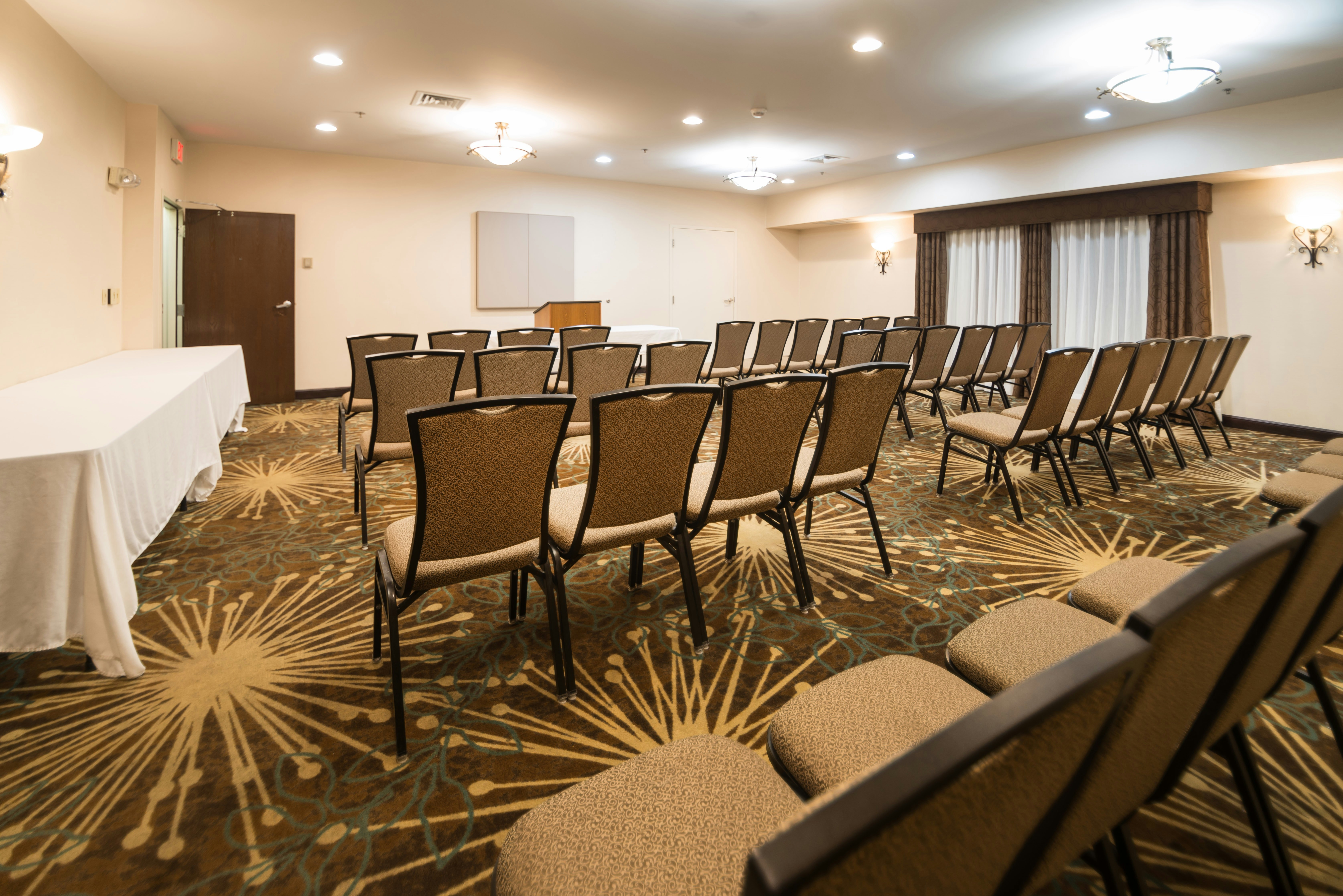 Hampton Inn by Hilton Tiffin 37/47