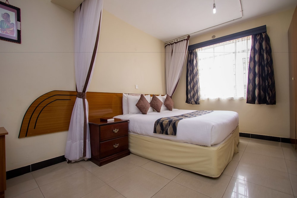Emboita Hotel 10/50