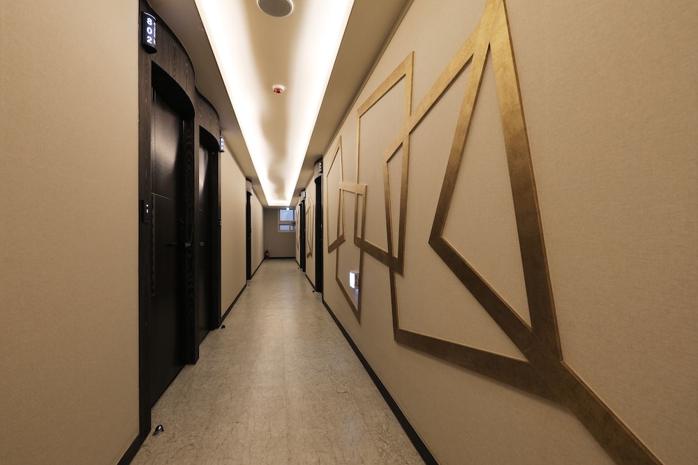 Hotel K 16/29