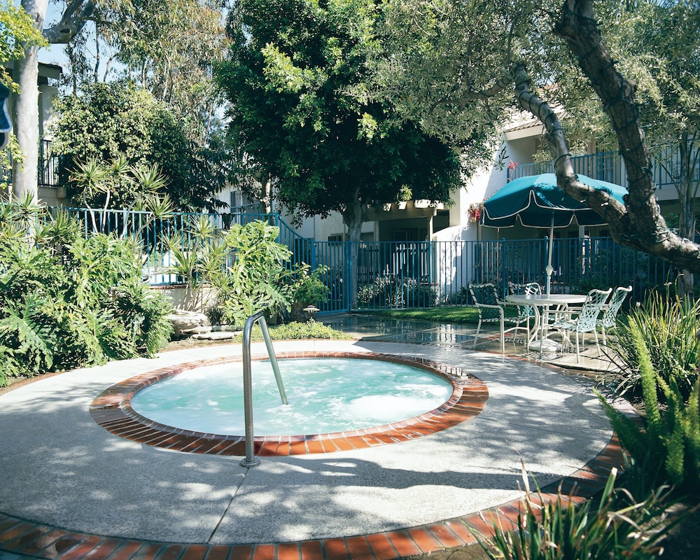 Club Wyndham Dolphin's Cove 19/40