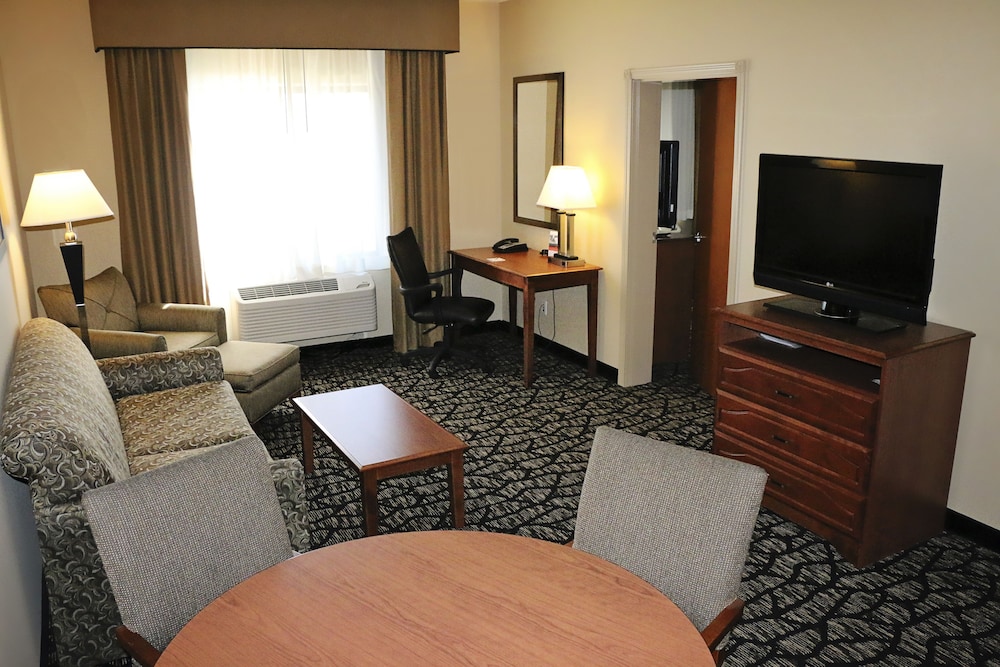 Holiday Inn Express Hotel Suites Grand Junction 68/96
