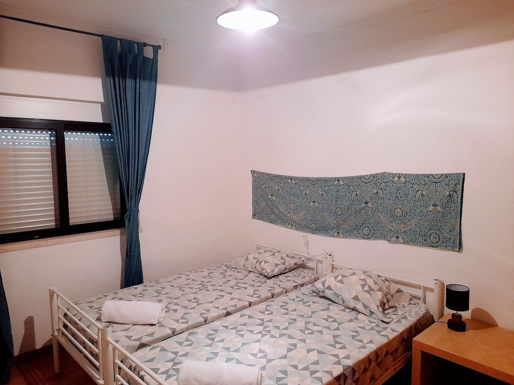 غرفة بسريرين منفصلين بحمام مشترك، Sublime Sun and Van by Meco Stays 4/7