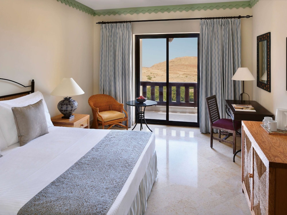 Movenpick Resort and Spa Dead Sea 19/75