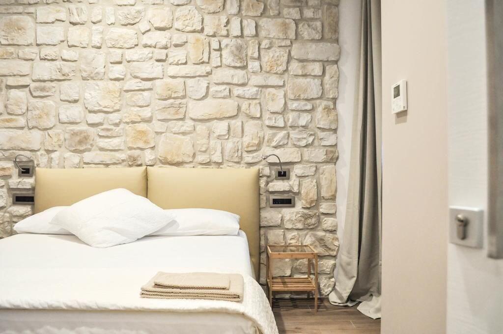 Olivia Rooms Eurialo 8/16