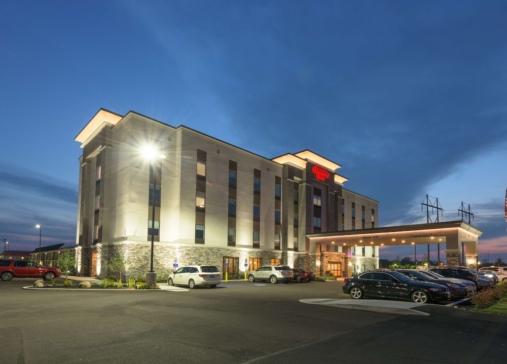 Hampton Inn Buffalo-Hamburg 4/25