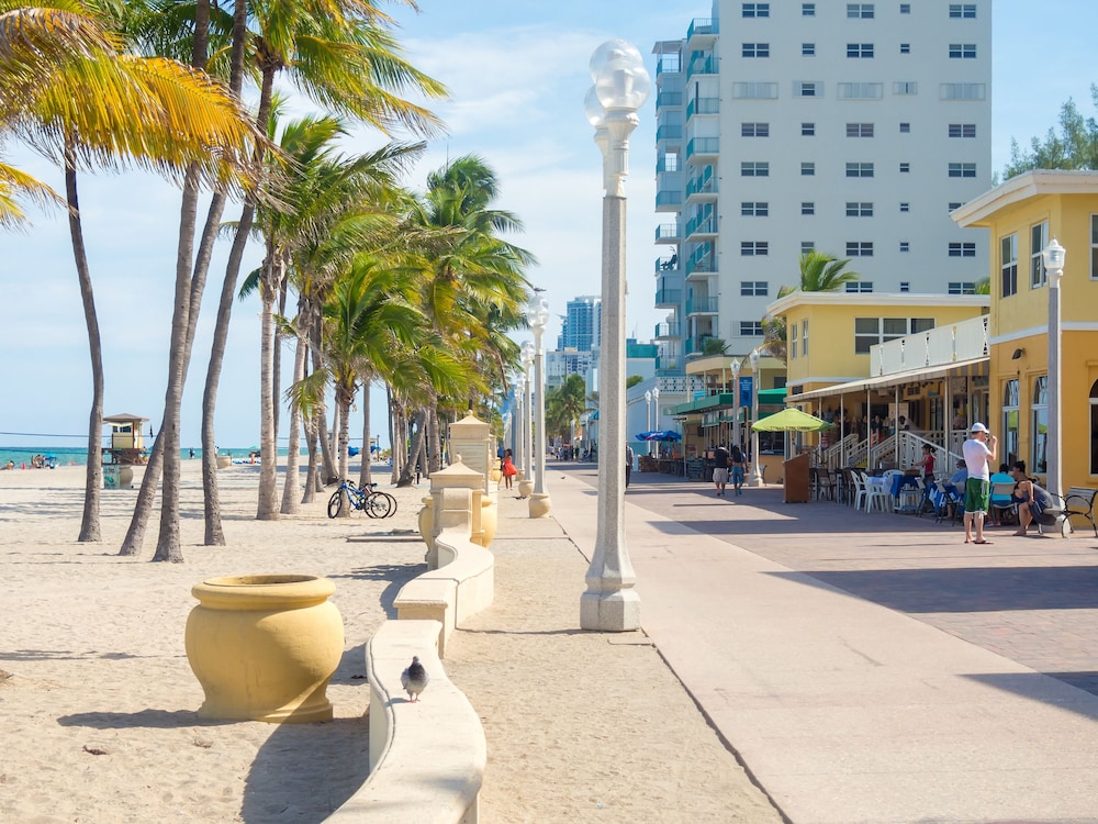 Caribbean Resort Suites 57/65