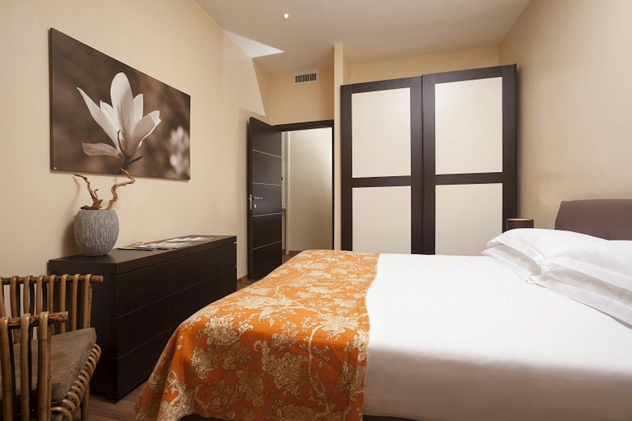 Residence Trianon Borgo Pio 25/72