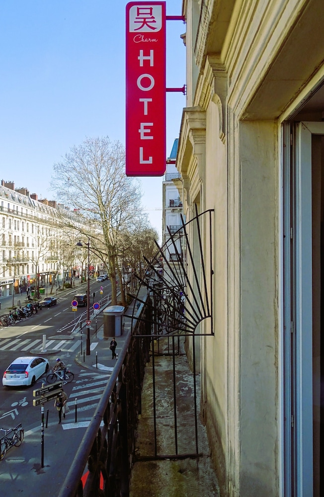 Hipotel Paris Voltaire Bastille 48/55