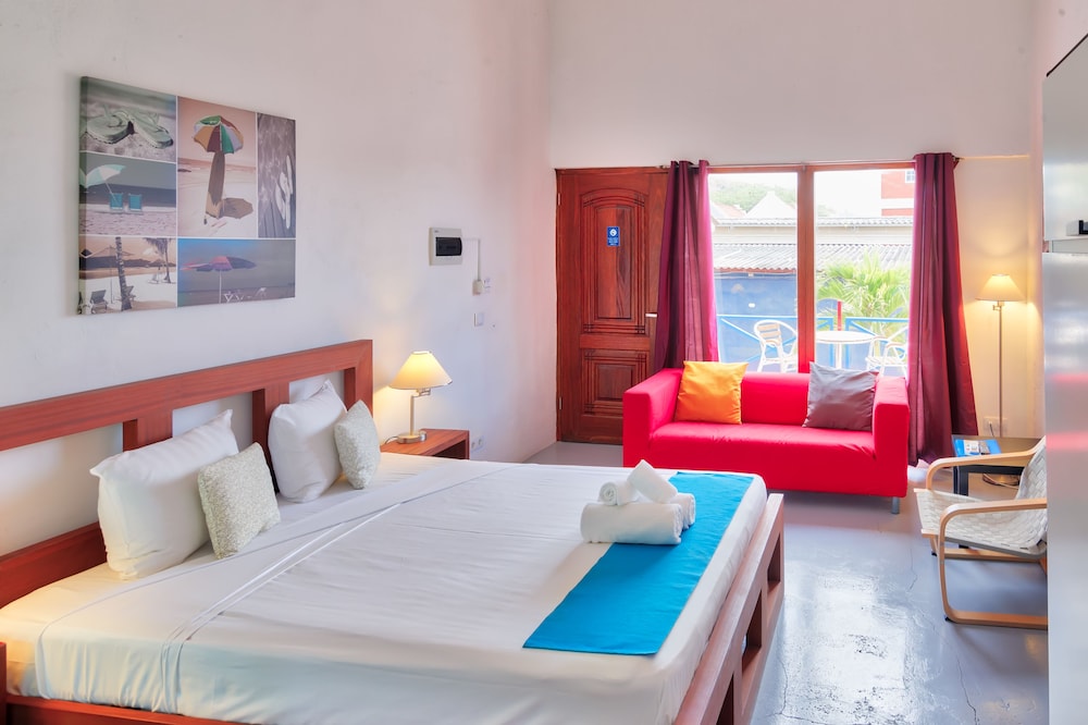 The Ritz Village Curacao 40/78