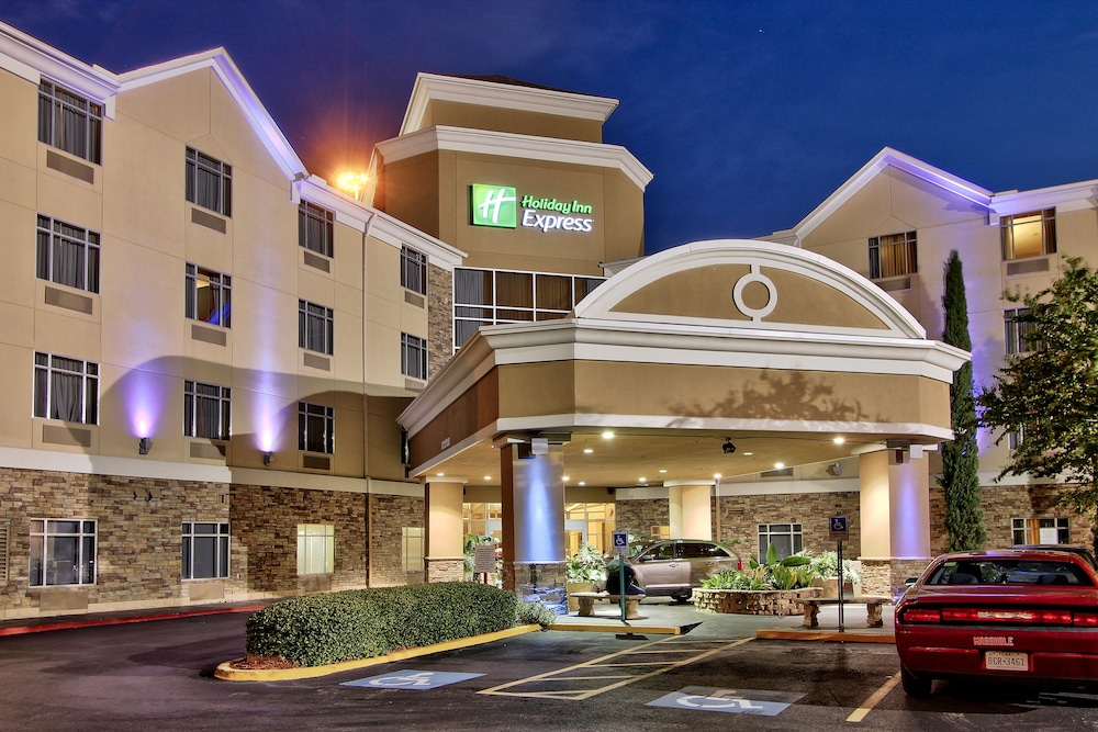 Holiday Inn Express Hotel And Suites Houston Downtown Convention Center 7/72