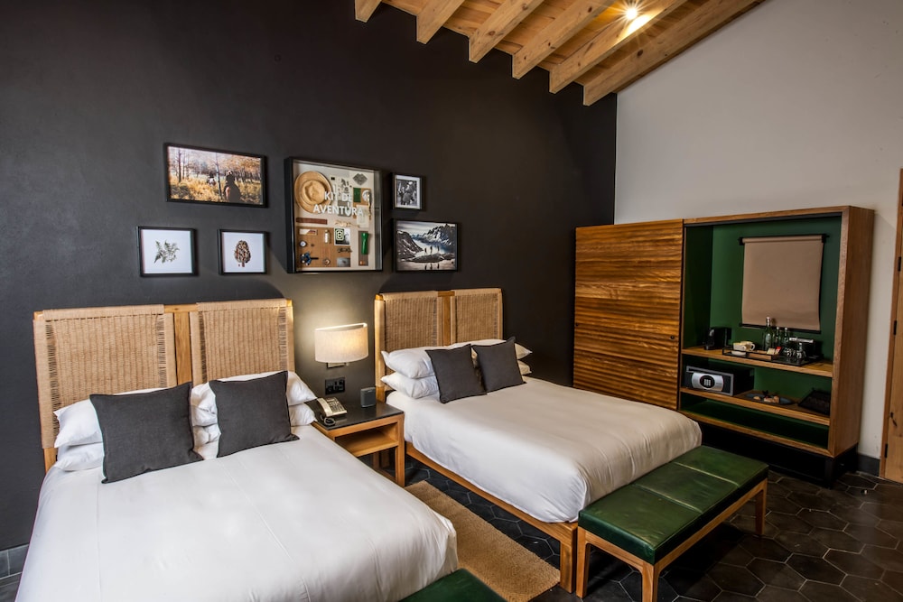Design, Tower, Quadruple, 4 Double Beds, Private Bathroom
