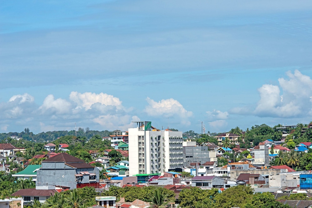 Whiz Prime Balikpapan 60/63