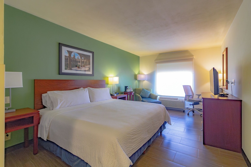 غرفة قياسية، Holiday Inn Express Guadalajara Aeropuerto an IHG Hotel 3/8