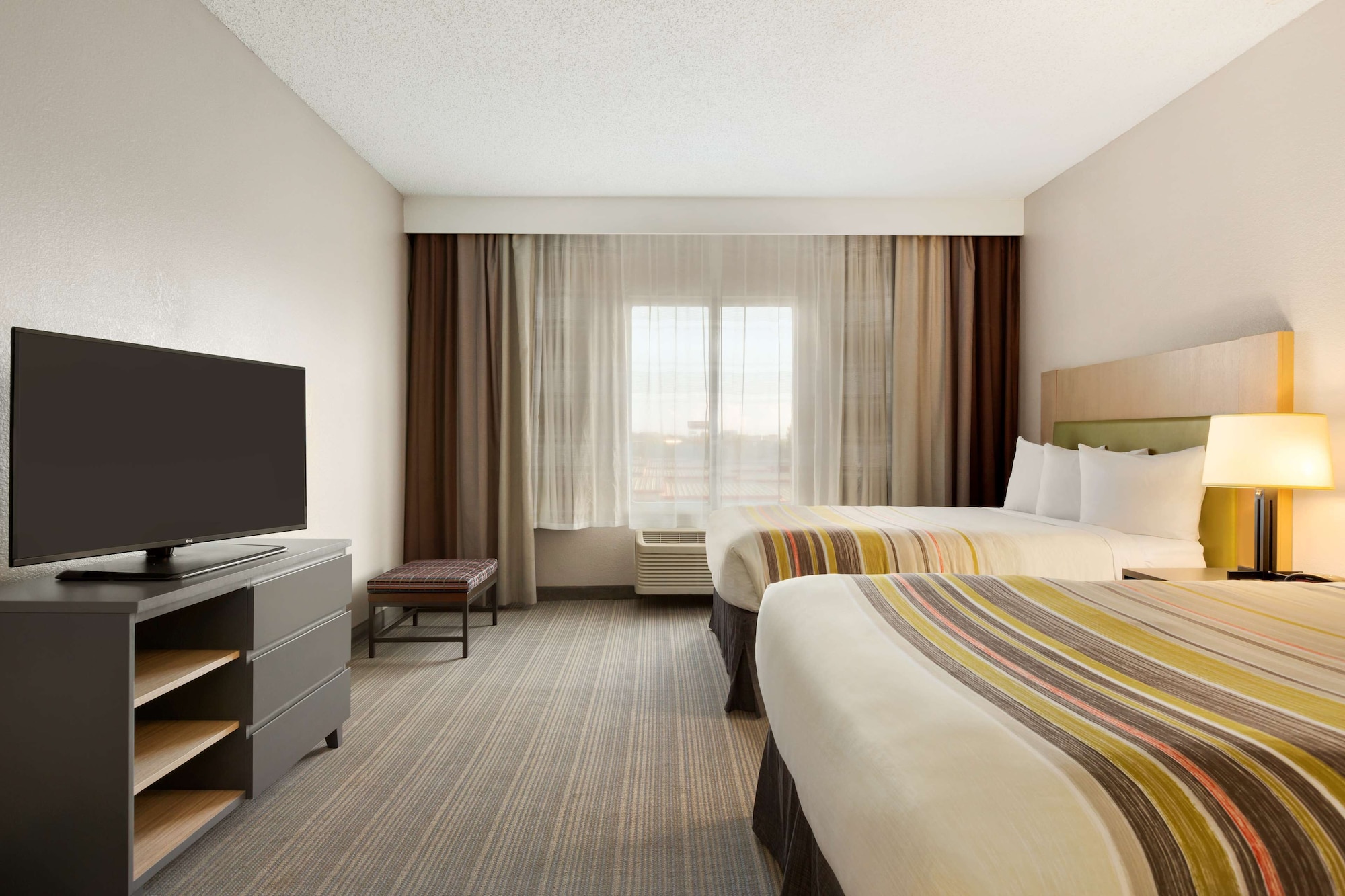 SUITE, 2 QUEEN BEDS