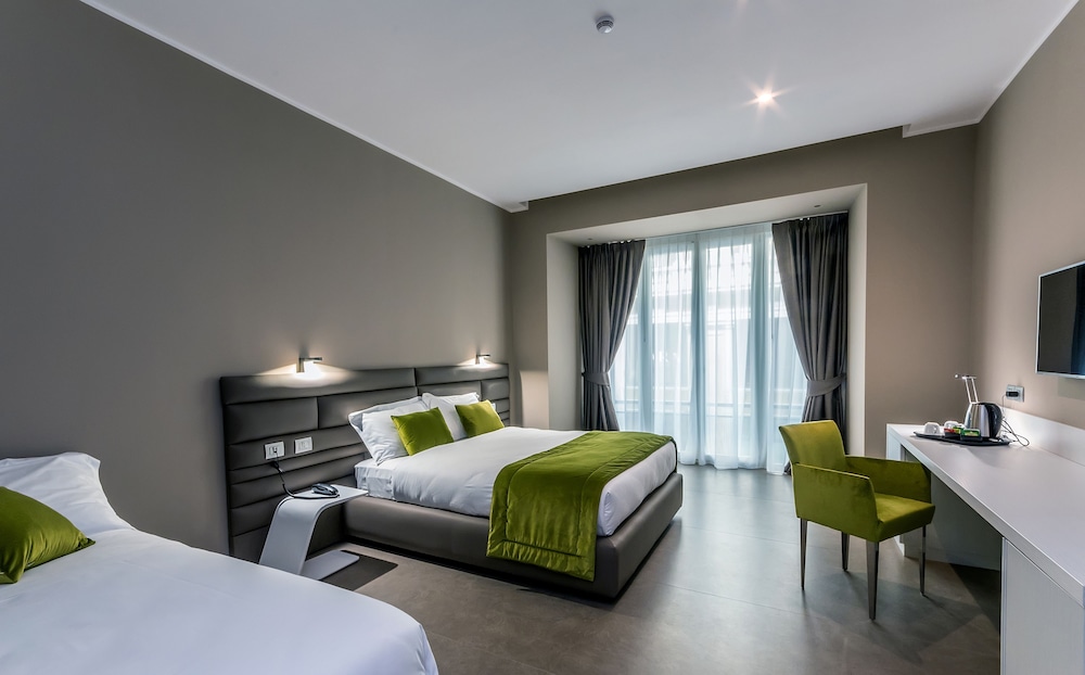 Lifestyle Hotel Matilde Naples 10/50