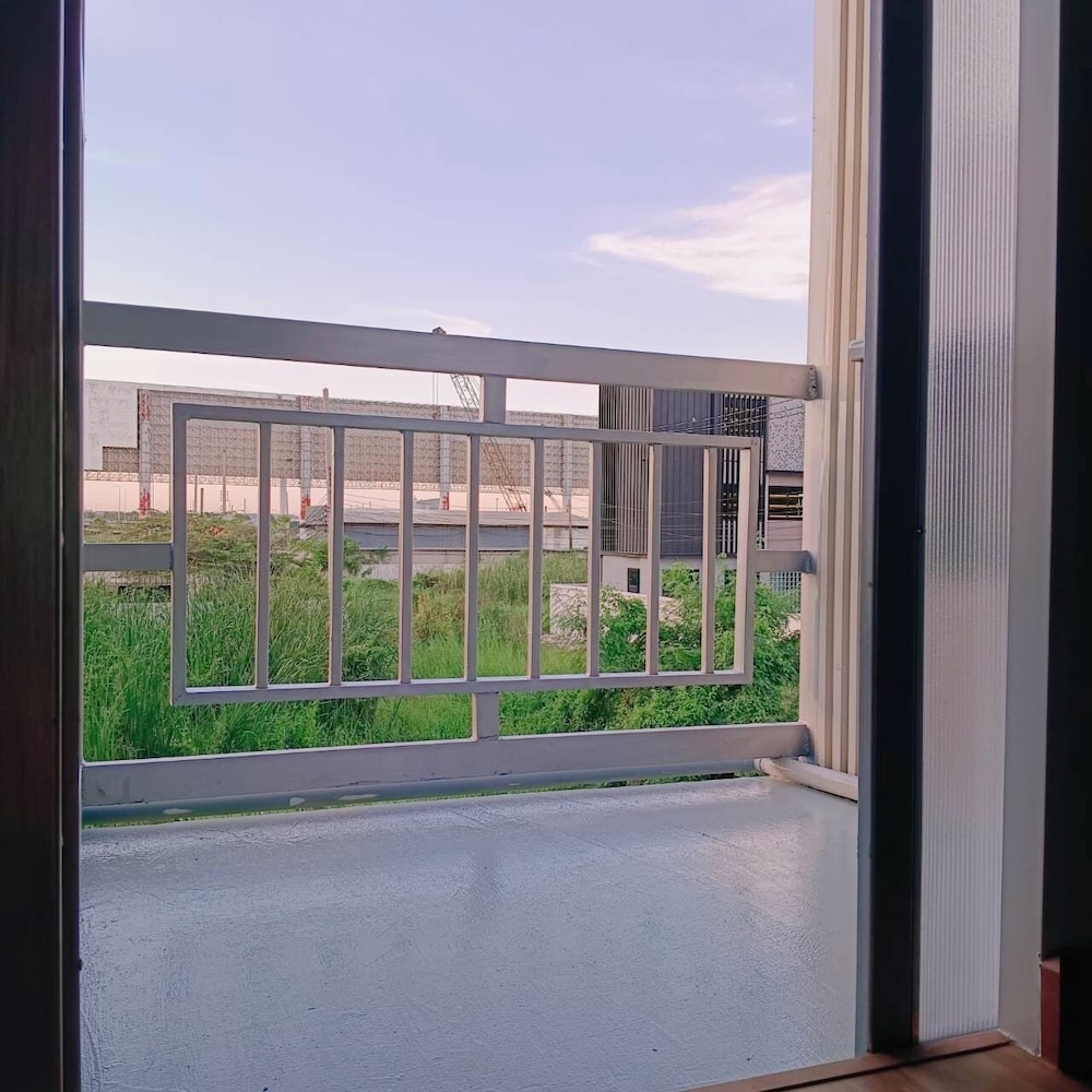 CONVENIENT RESORT SUVARNABHUMI 56/59