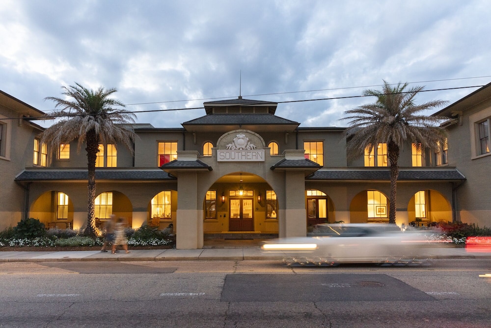Southern Hotel 1/28