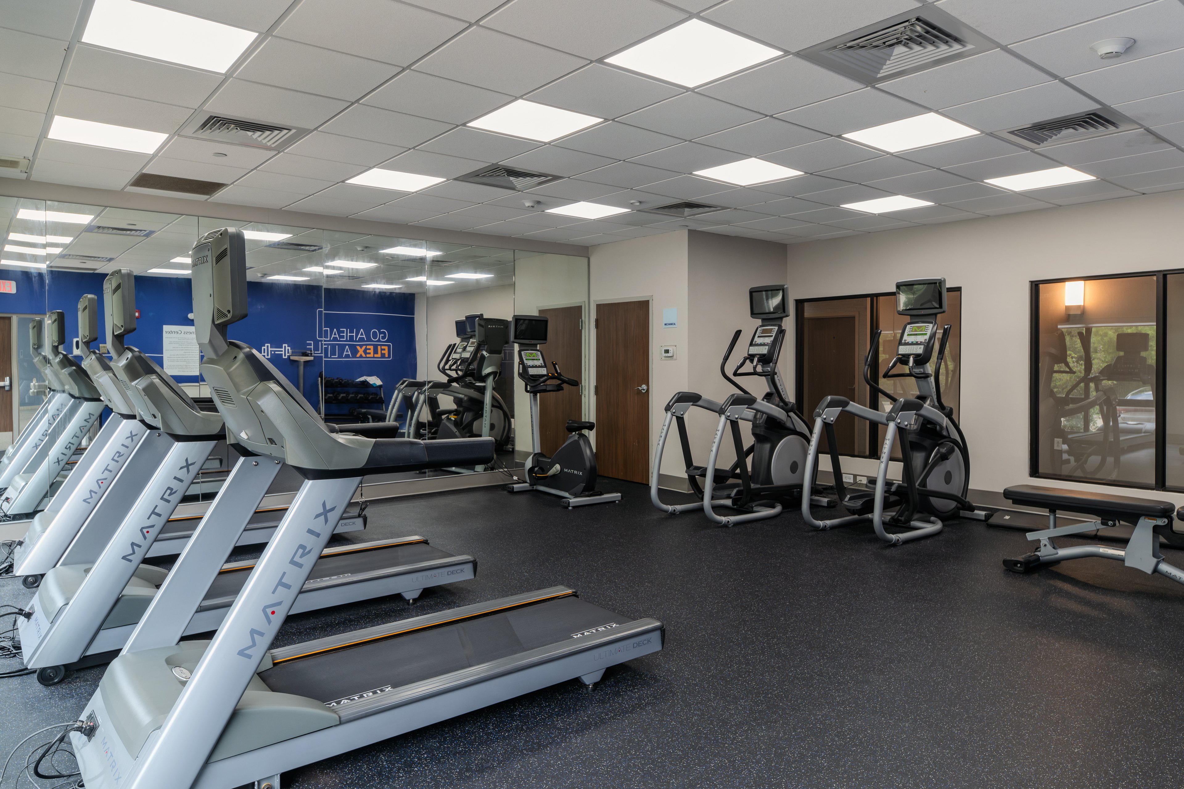 Holiday Inn Express Jasper 37/76