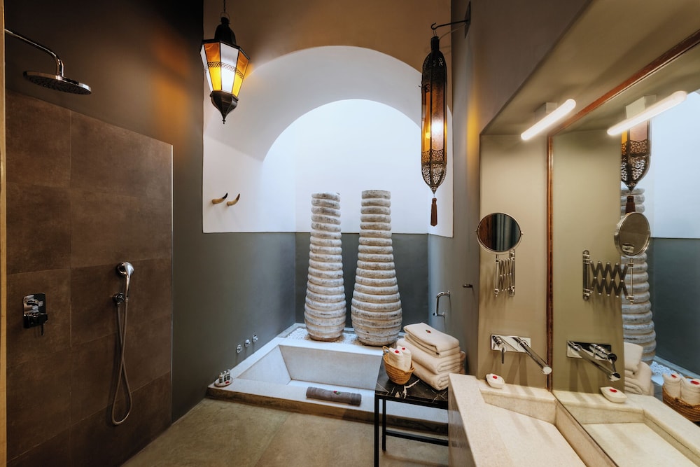 Riad Due 47/50