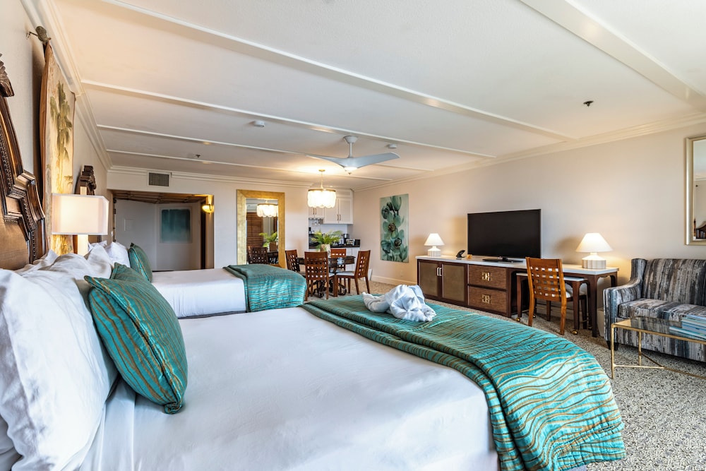 Coastal, Suite, 2 Queen Beds