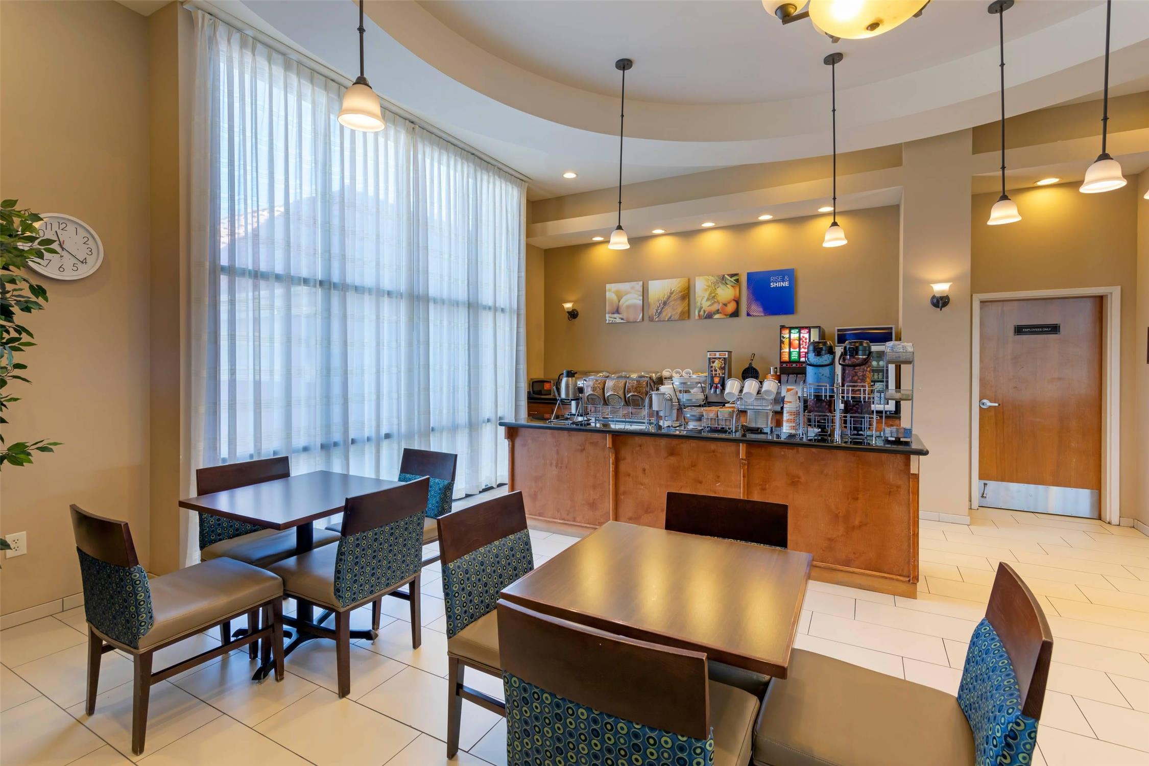 Comfort Suites Barstow Near I-15 42/51