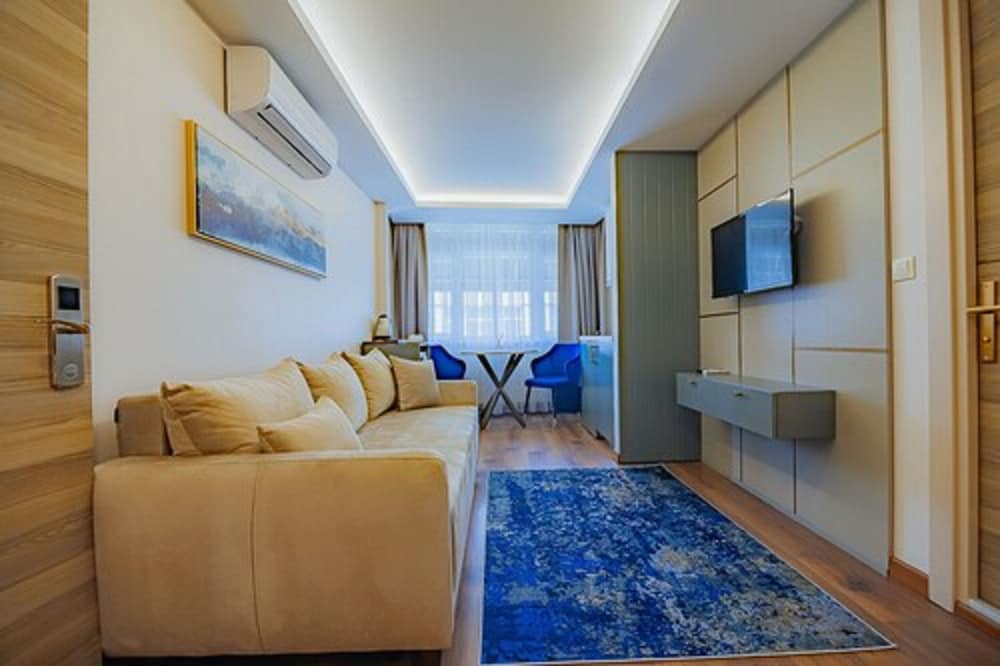 Comfort Beige Hotel 30/50