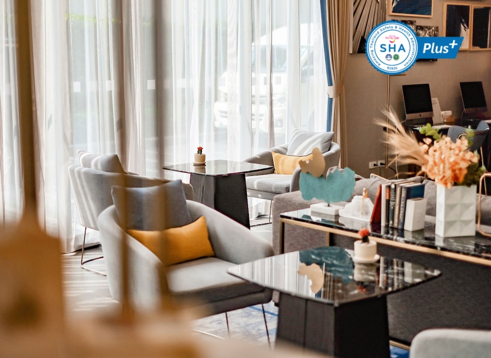Staybridge Suites Bangkok Thonglor 62/80