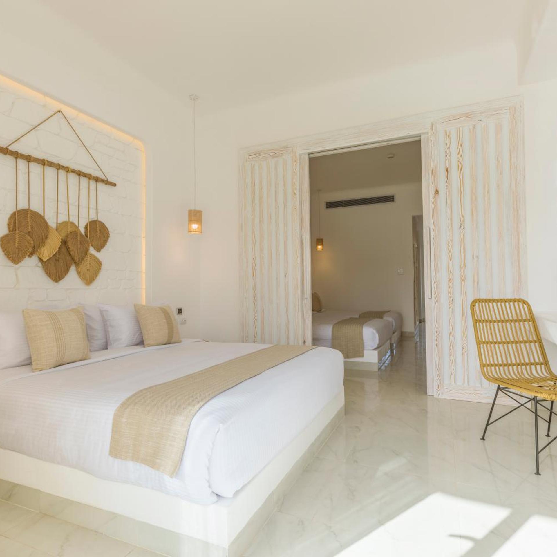Deluxe Family Suite