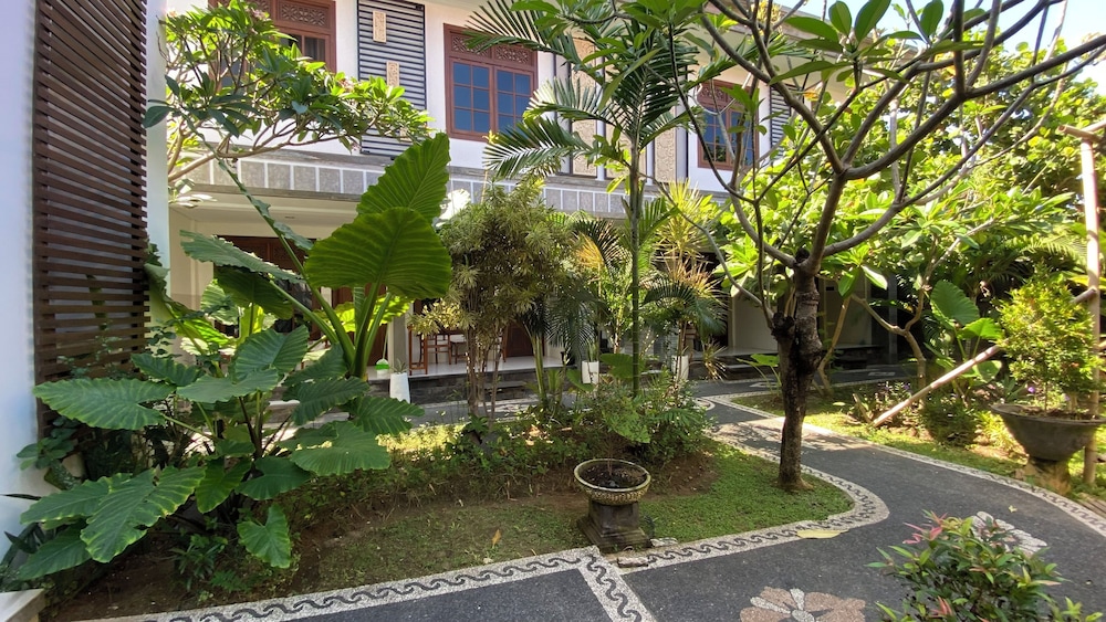 Hotel Sandat Legian 57/62