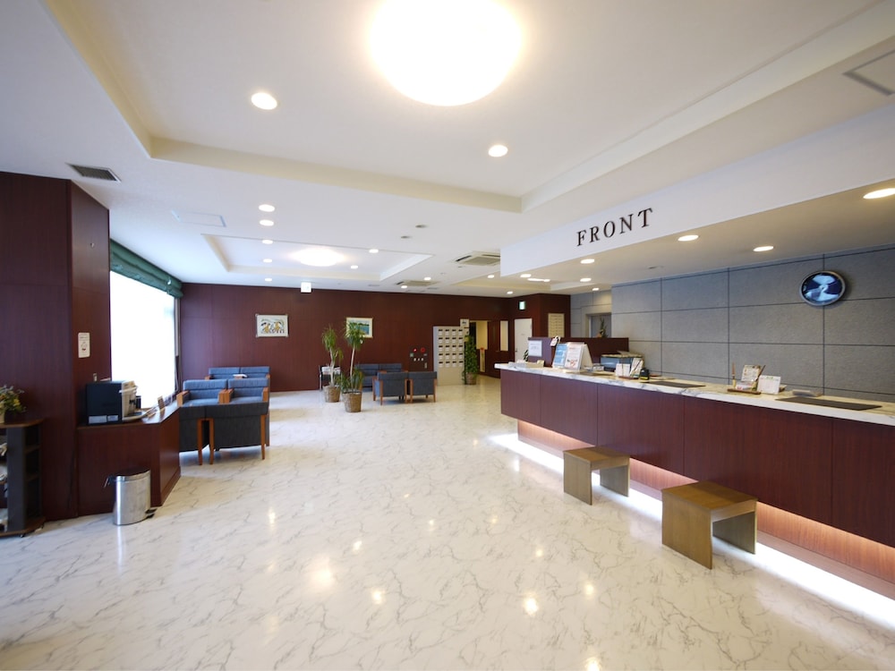 Hotel Route-Inn Niihama 4/63