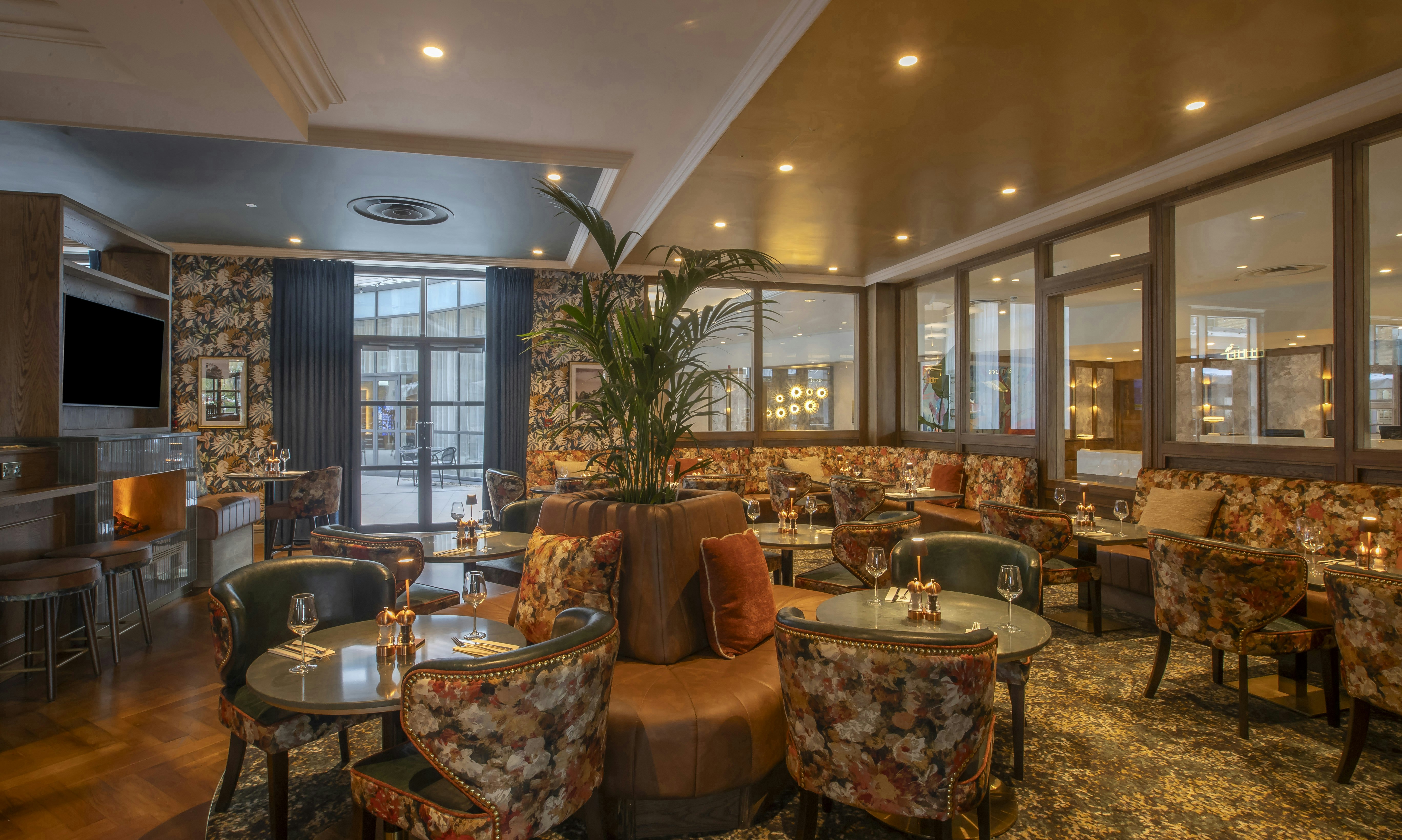 Hilton Dublin 30/50