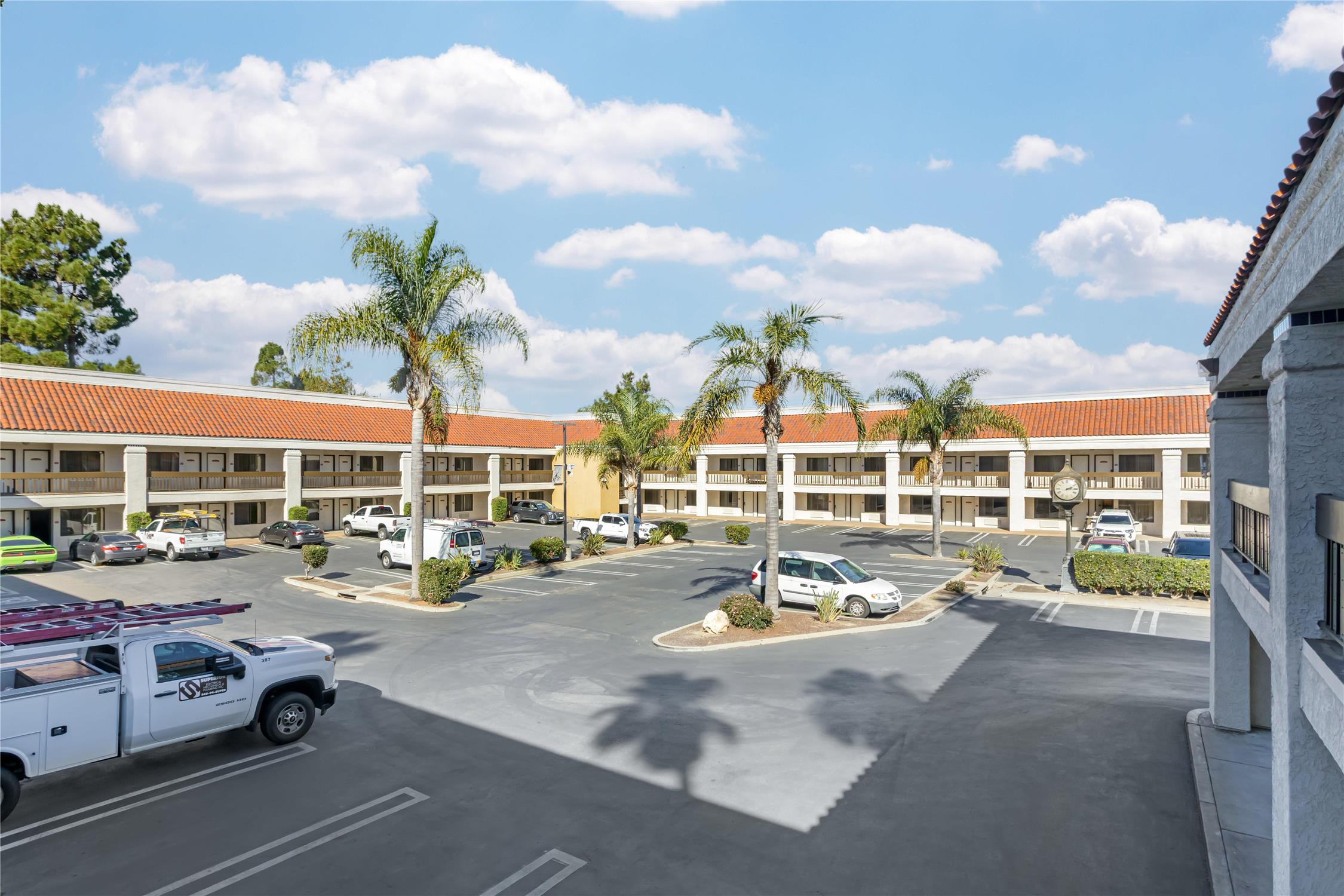 Best Western Plus Big America 18/20