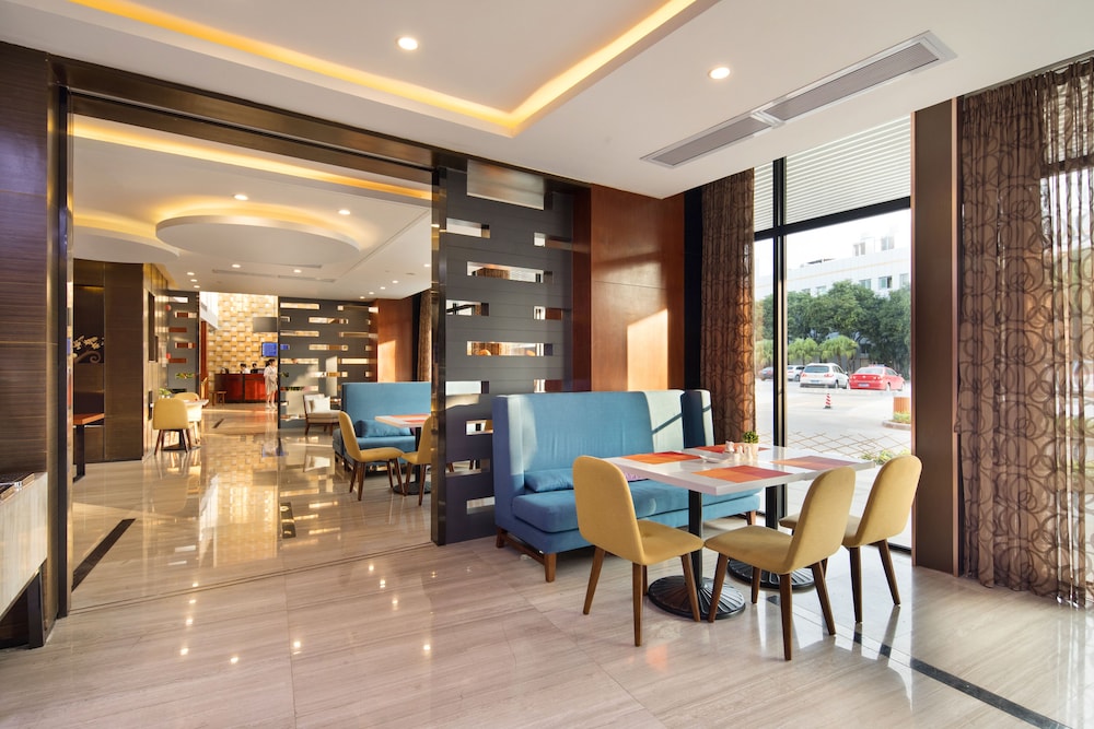 Ausotel Smart Baiyun International Airport T2 46/60