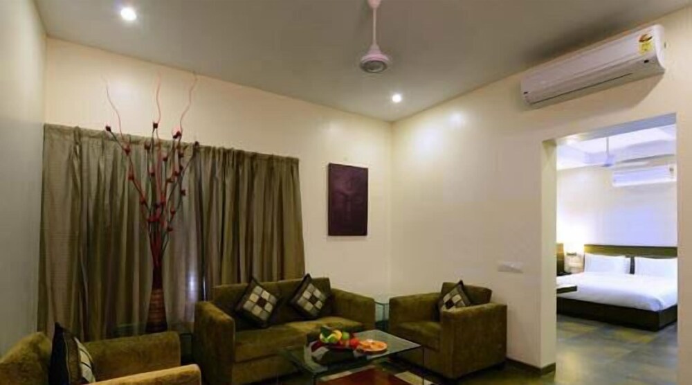 Matrix Inn Shirdi 25/46