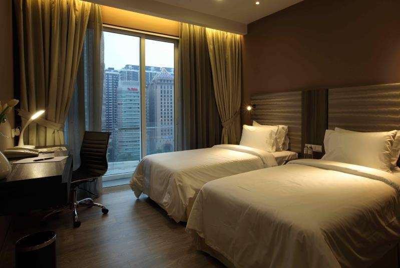 Ramada Suites by Wyndham Kuala Lumpur City Centre 17/64