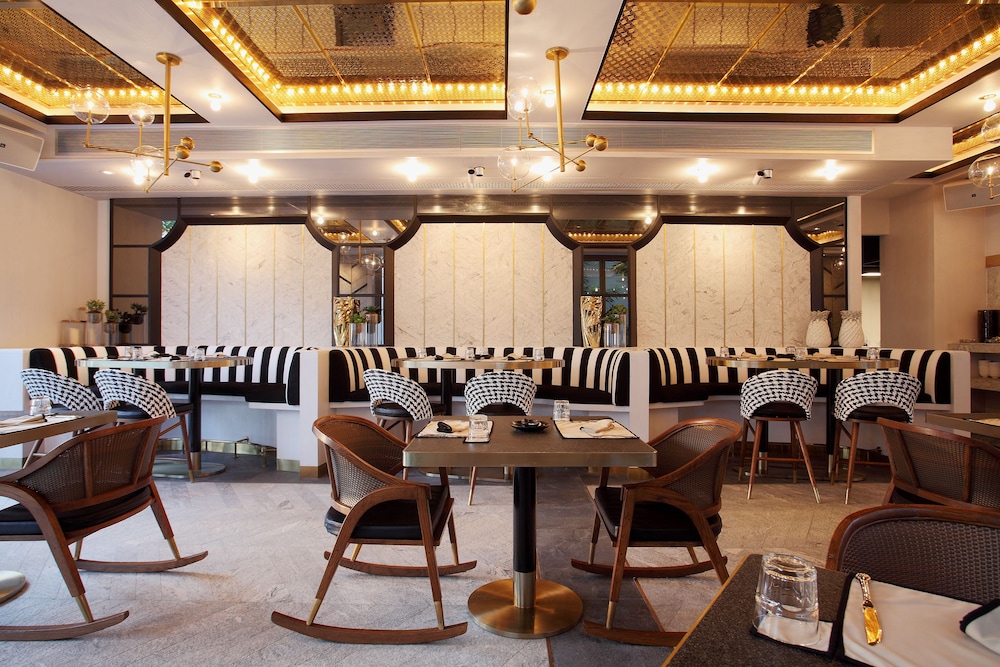 Baba Beach Club Hua Hin Luxury Pool Villa Hotel by Sri Panwa 36/51